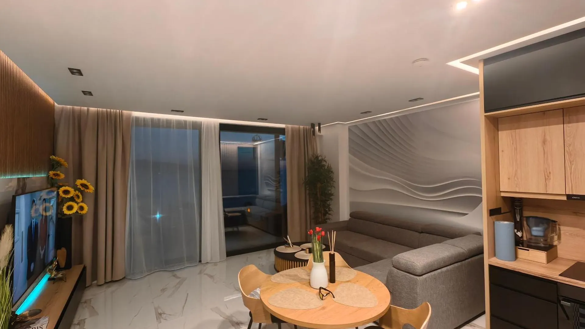 Апартаменты Luxury Panorama View With A Pool Саранда